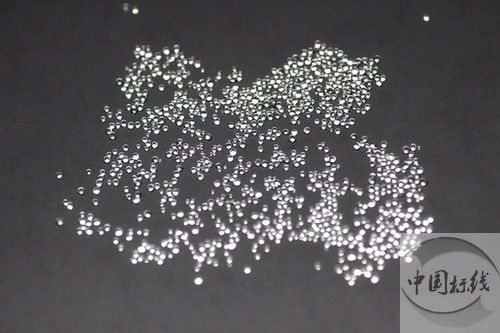 景洪金属表面处理厂喷砂玻璃微珠清理